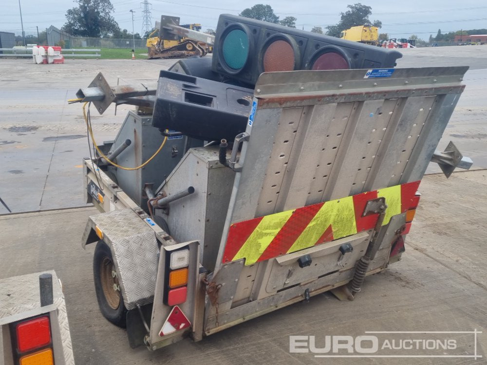 Pike Signals Single Axle Plant Trailer, Ramp, 4 Way Traffic Light System - Прицеп для спецтехники: фото 3 Pike Signals Single Axle Plant Trailer, Ramp, 4 Way Traffic Light System - Прицеп для спецтехники: фото 3