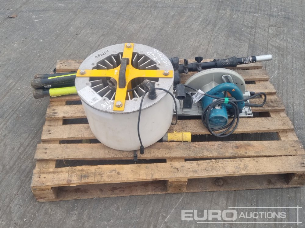 Podlite 110Volt LED Work Light & Tripod Stand, Makita 5903 110Volt Circular Saw - Строительное оборудование: фото 4 Podlite 110Volt LED Work Light & Tripod Stand, Makita 5903 110Volt Circular Saw - Строительное оборудование: фото 4