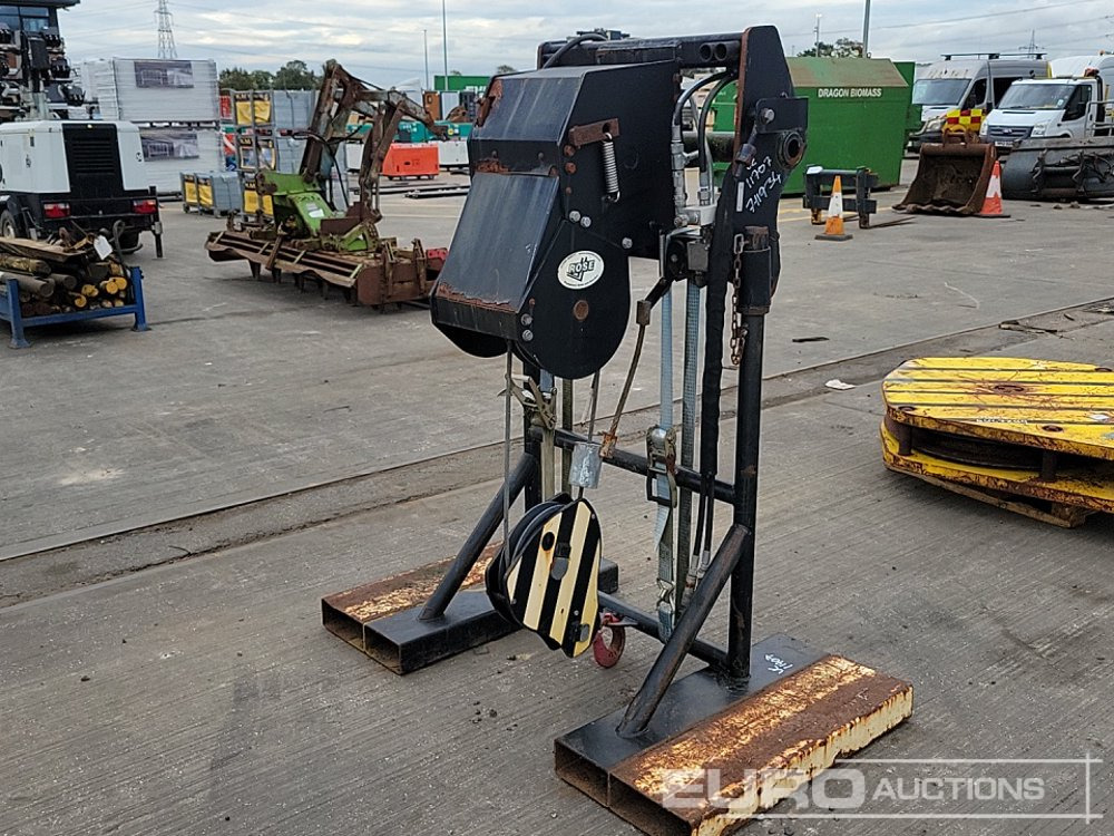 2014 Manitou Treuil 5 TON - Погрузочно-разгрузочная техника: фото 1 2014 Manitou Treuil 5 TON - Погрузочно-разгрузочная техника: фото 1