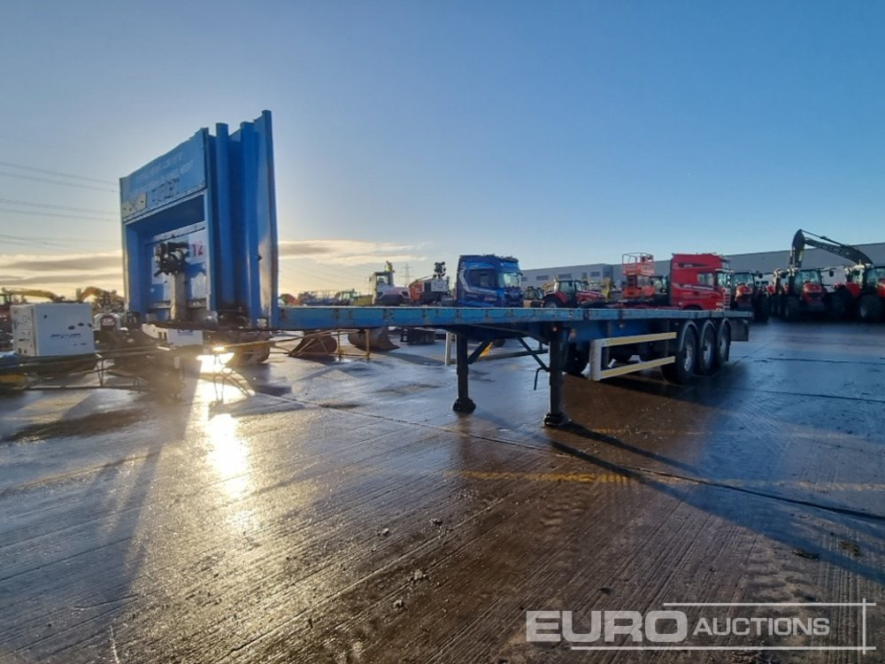 SDC Tri Axle Flat Bed Trailer - Полуприцеп бортовой/ Платформа: фото 1 SDC Tri Axle Flat Bed Trailer - Полуприцеп бортовой/ Платформа: фото 1