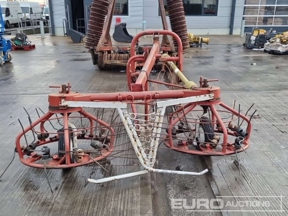 PTO Driven Hay Tedder to suit 3 Point Linkage - Сельскохозяйственная техника: фото 4 PTO Driven Hay Tedder to suit 3 Point Linkage - Сельскохозяйственная техника: фото 4