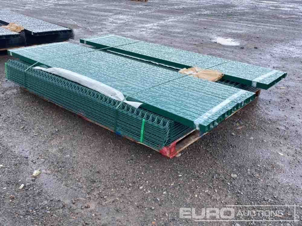 Unused Security Fencing, Green, 25 Panels 2.1m x 2,4m & 26 60mm x 60mm Posts, Fasteners and Fittings - Сельскохозяйственная техника: фото 2 Unused Security Fencing, Green, 25 Panels 2.1m x 2,4m & 26 60mm x 60mm Posts, Fasteners and Fittings - Сельскохозяйственная техника: фото 2