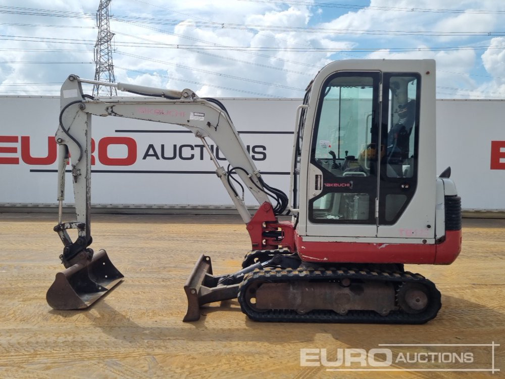 Takeuchi TB125 - Мини-экскаватор: фото 2 Takeuchi TB125 - Мини-экскаватор: фото 2