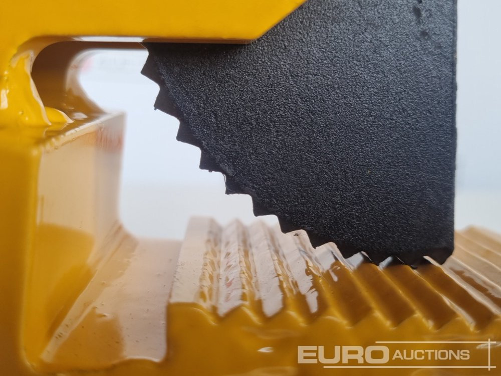 Unused 1 Ton PDB Horizontal Plate Lifting Clamp - Оборудование для гаражей/ Мастерских: фото 5 Unused 1 Ton PDB Horizontal Plate Lifting Clamp - Оборудование для гаражей/ Мастерских: фото 5