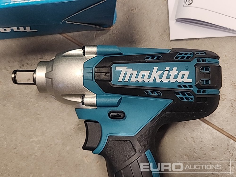 Unused Makita 18V 1/2" Li-Ion LXT Impact Wrench (Body Only) - Строительное оборудование: фото 5 Unused Makita 18V 1/2" Li-Ion LXT Impact Wrench (Body Only) - Строительное оборудование: фото 5