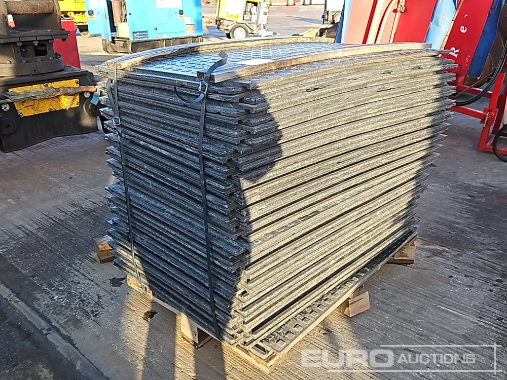 Unused Pallet of PVC Ground Mats - Строительное оборудование: фото 3 Unused Pallet of PVC Ground Mats - Строительное оборудование: фото 3