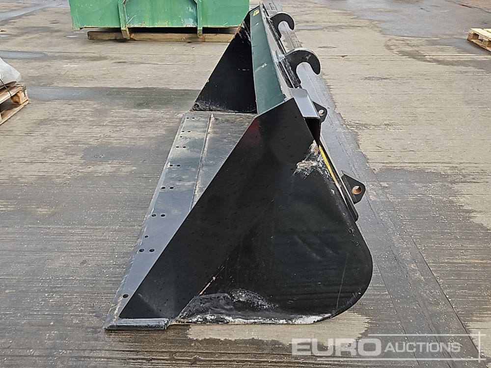 Unused Strickland 90" Loading Bucket to suit JCB Telehandler - Ковш: фото 2 Unused Strickland 90" Loading Bucket to suit JCB Telehandler - Ковш: фото 2