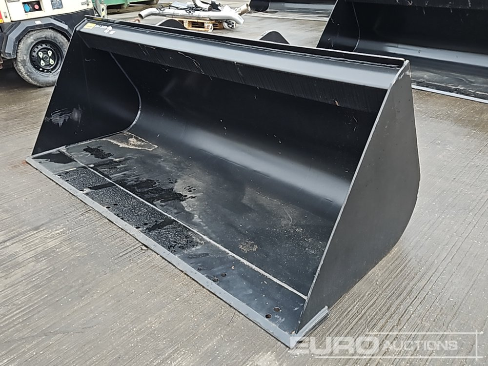 Unused Strickland 90" Loading Bucket to suit Manitou Telehandler - Ковш: фото 1 Unused Strickland 90" Loading Bucket to suit Manitou Telehandler - Ковш: фото 1