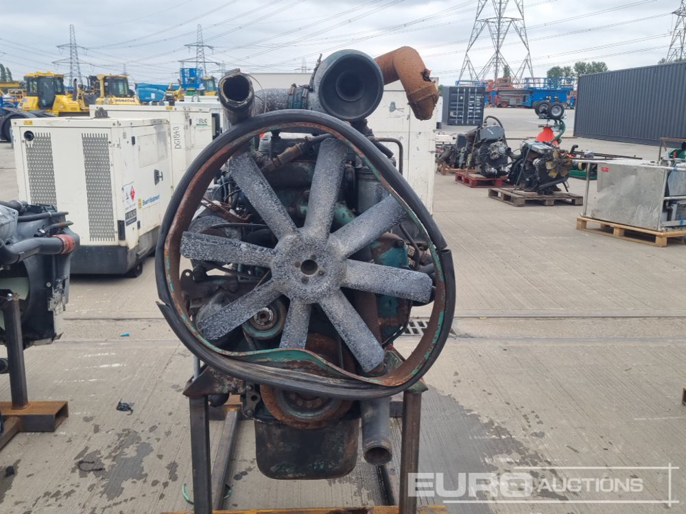 Volvo 6 Cylinder Engine, Pump - Двигатель: фото 4 Volvo 6 Cylinder Engine, Pump - Двигатель: фото 4