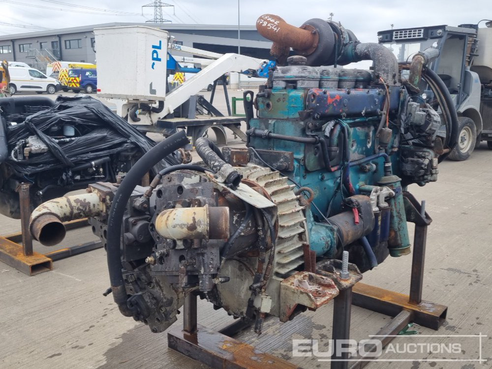 Volvo 6 Cylinder Engine, Pump - Двигатель: фото 1 Volvo 6 Cylinder Engine, Pump - Двигатель: фото 1