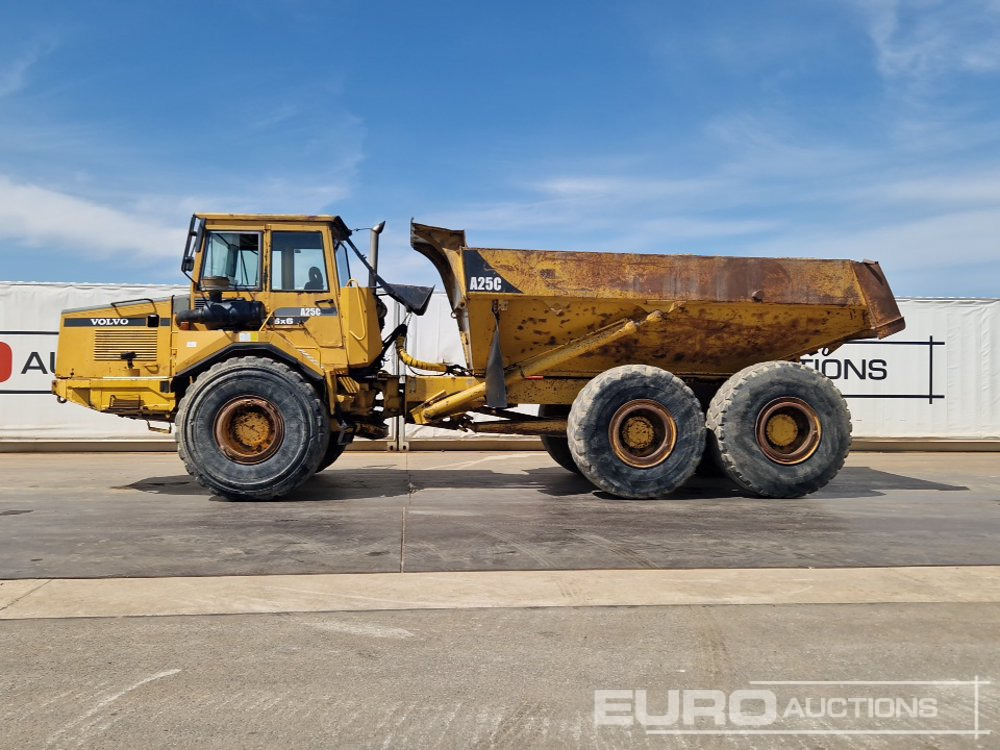 Volvo A25C - Сочленённый самосвал: фото 2 Volvo A25C - Сочленённый самосвал: фото 2