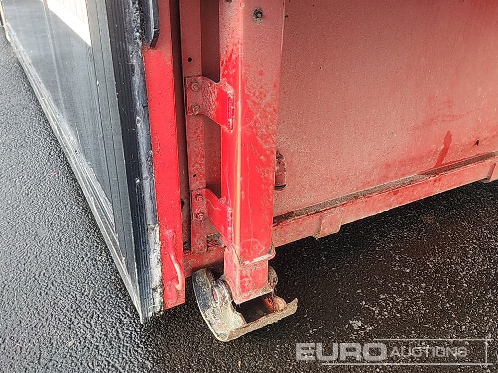 Полуприцеп-фургон Wilson Tri Axle Double Deck Motor Sport Stepframe Trailer, Kitchen, Shower, Bedrooms, Garage: фото 15