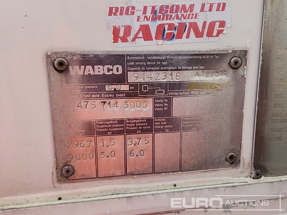 Полуприцеп-фургон Wilson Tri Axle Double Deck Motor Sport Stepframe Trailer, Kitchen, Shower, Bedrooms, Garage: фото 40