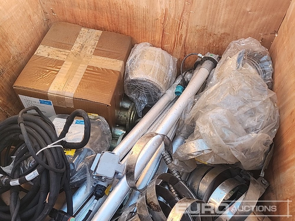 Engine Harnesses, Fuel Level Sensors, Clamps, Pins - Запчасти для Строительной техники: фото 4 Engine Harnesses, Fuel Level Sensors, Clamps, Pins - Запчасти для Строительной техники: фото 4