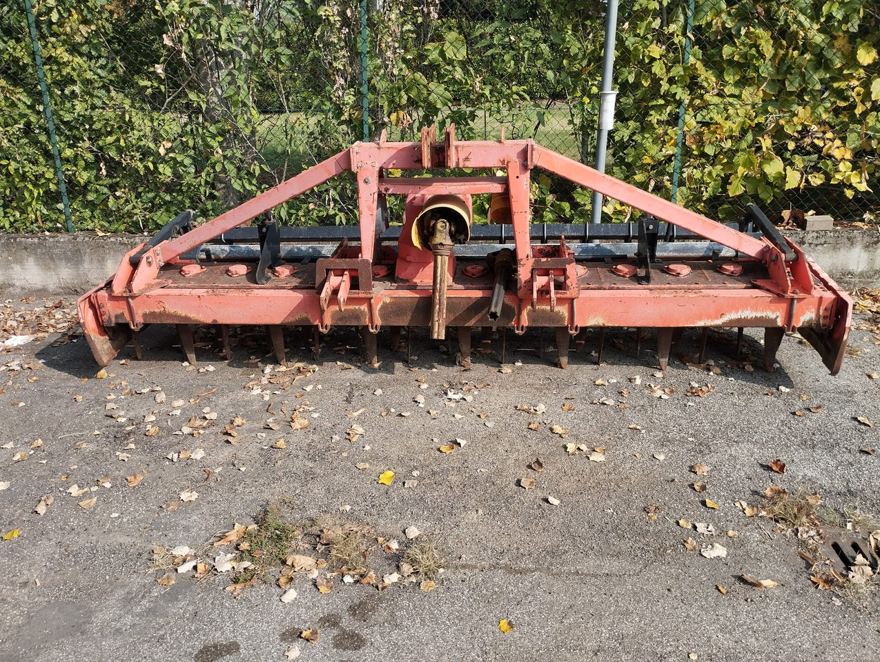 Maschio erpice rotante usato Dominator 3,5m - Почвофреза: фото 5 Maschio erpice rotante usato Dominator 3,5m - Почвофреза: фото 5