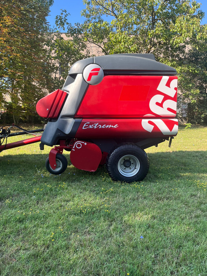 Rotopressa usata Feraboli EXTREME 265 HT - Пресс-подборщик рулонный: фото 1 Rotopressa usata Feraboli EXTREME 265 HT - Пресс-подборщик рулонный: фото 1