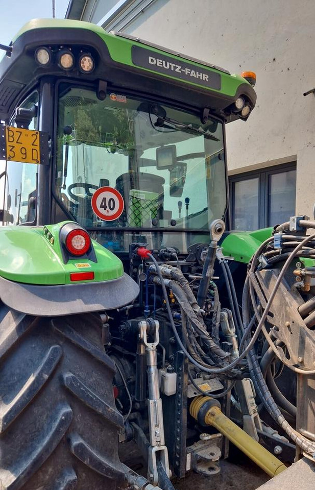 Trattore usato Deutz-Fahr 6125 C TTV - Трактор: фото 5 Trattore usato Deutz-Fahr 6125 C TTV - Трактор: фото 5