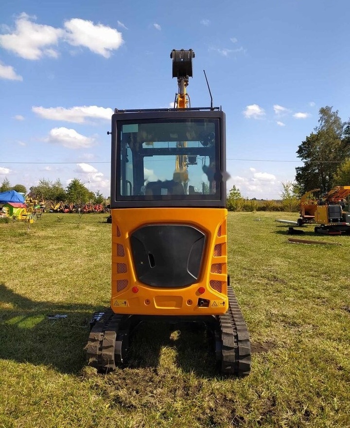 RME30 - Мини-экскаватор: фото 2 RME30 - Мини-экскаватор: фото 2