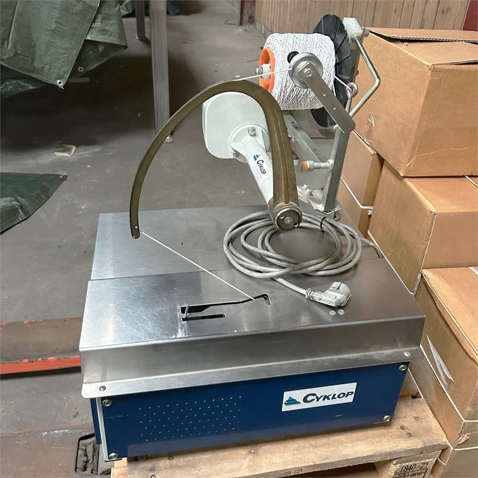 ABC Cyklop Axro 3k - Станок: фото 2 ABC Cyklop Axro 3k - Станок: фото 2