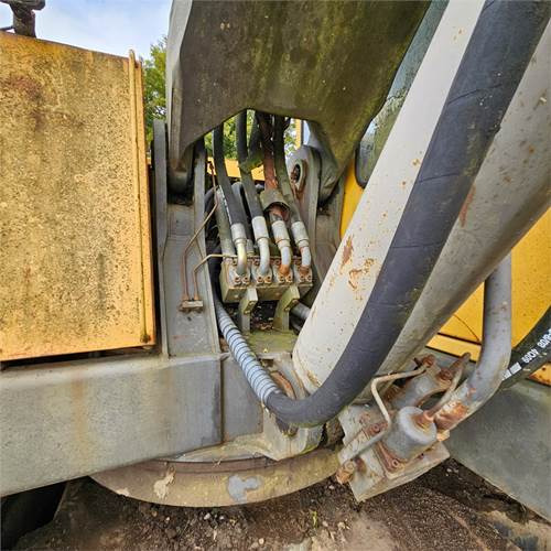 Гусеничный экскаватор Åkerman EC300: фото 30 Гусеничный экскаватор Åkerman EC300: фото 30