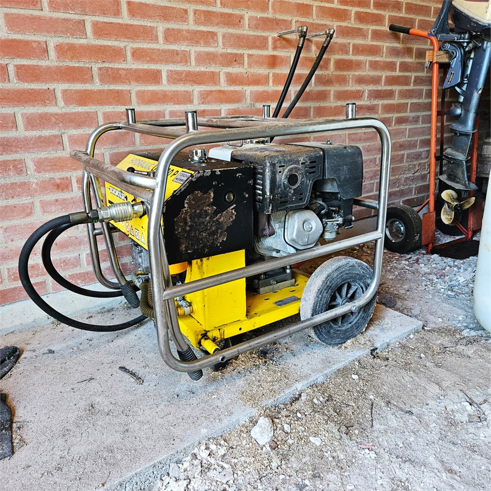 Atlas Copco LP 13-30 P - Строительное оборудование: фото 2 Atlas Copco LP 13-30 P - Строительное оборудование: фото 2