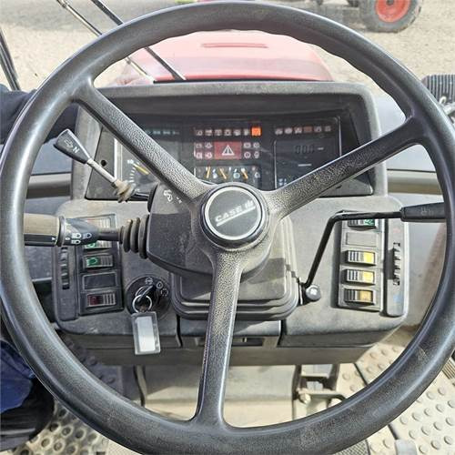 Трактор CASE IH CVX 150: фото 16