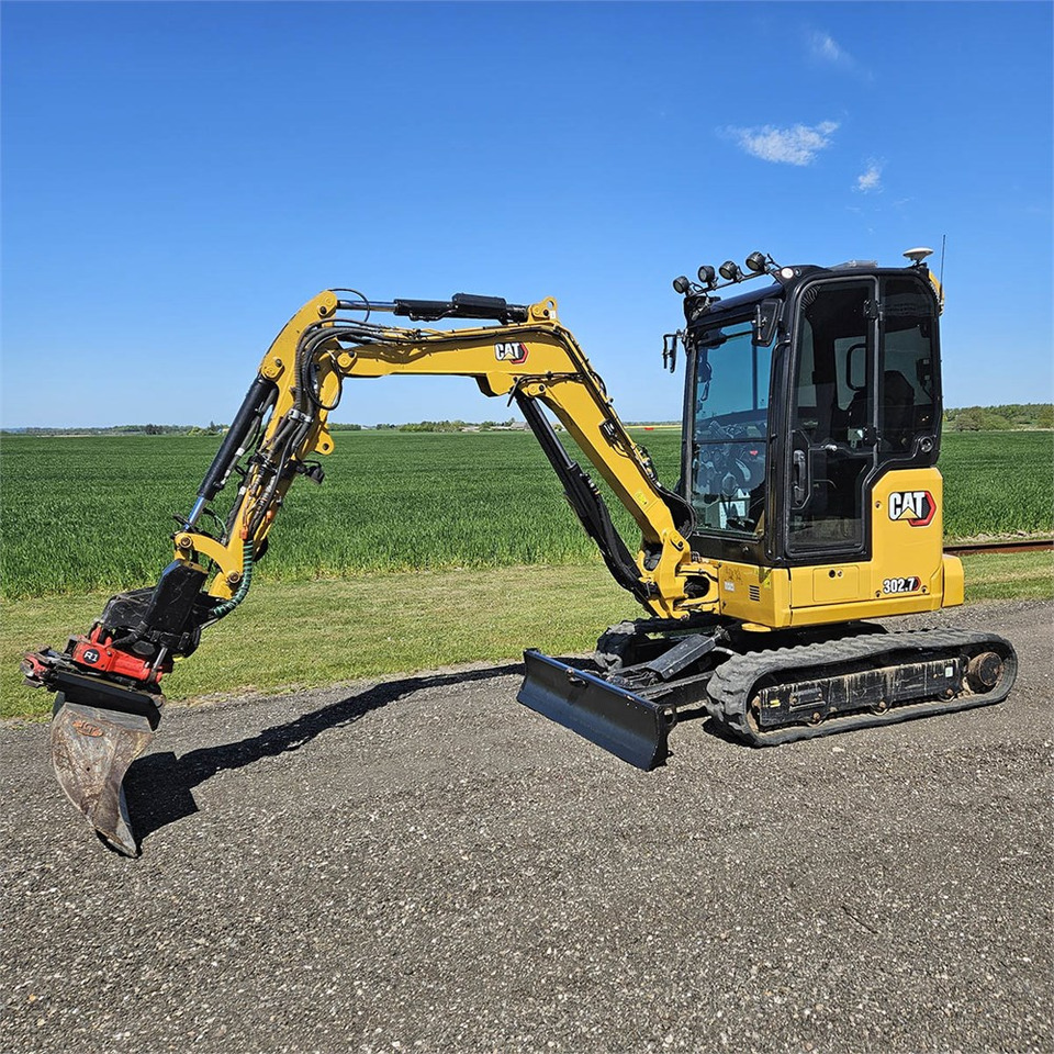 Caterpillar 302.7 CR - Мини-экскаватор: фото 2 Caterpillar 302.7 CR - Мини-экскаватор: фото 2