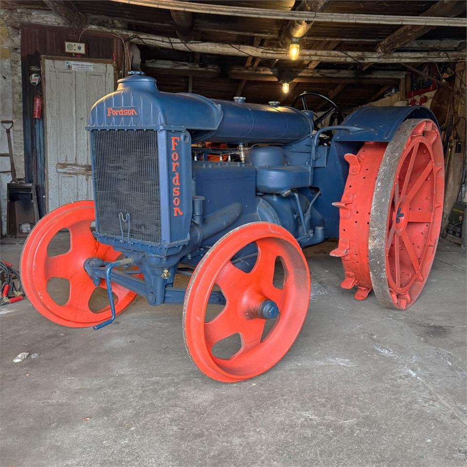 Fordson N - Трактор: фото 1 Fordson N - Трактор: фото 1