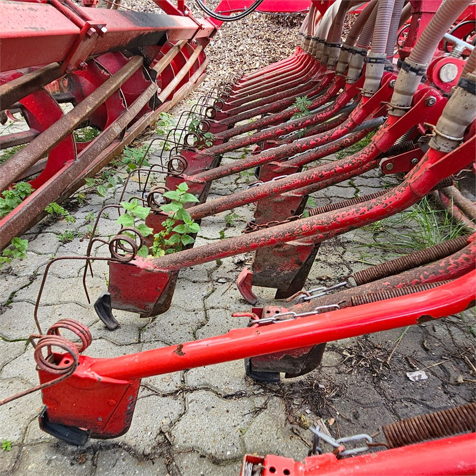 Посевная техника HE-VA Combi-Dan 3000: фото 23 Посевная техника HE-VA Combi-Dan 3000: фото 23