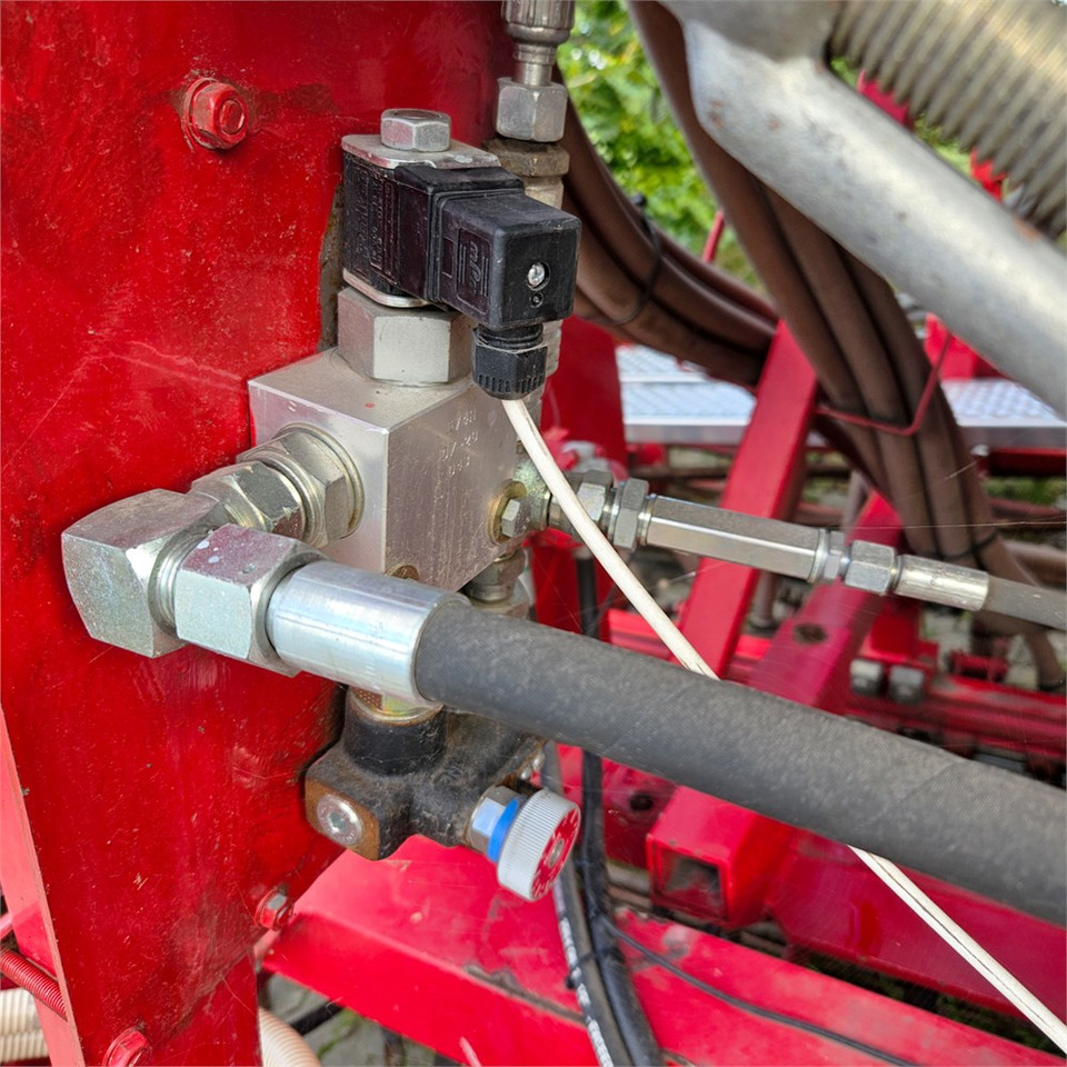 Посевная техника HE-VA Combi-Dan 3000: фото 12 Посевная техника HE-VA Combi-Dan 3000: фото 12