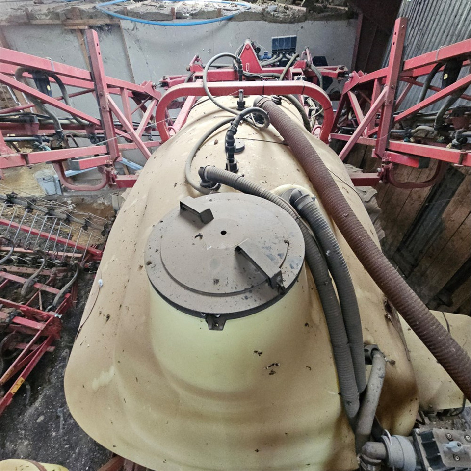 Hardi CM2 Commander 2.800 l в лизинг Hardi CM2 Commander 2.800 l: фото 18