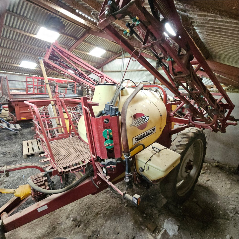 Hardi CM2 Commander 2.800 l - Опрыскиватель: фото 3 Hardi CM2 Commander 2.800 l - Опрыскиватель: фото 3