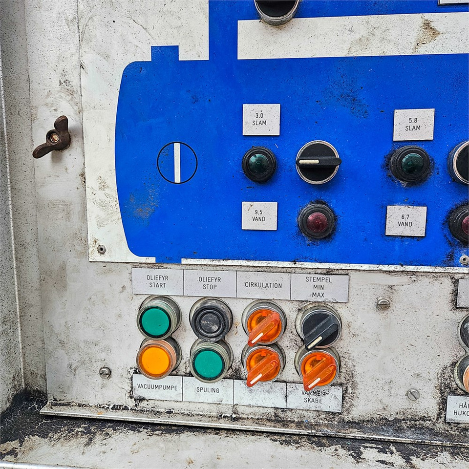 Ассенизатор Hvidtved Larsen CM120: фото 26