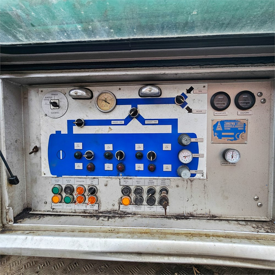 Ассенизатор Hvidtved Larsen CM120: фото 24