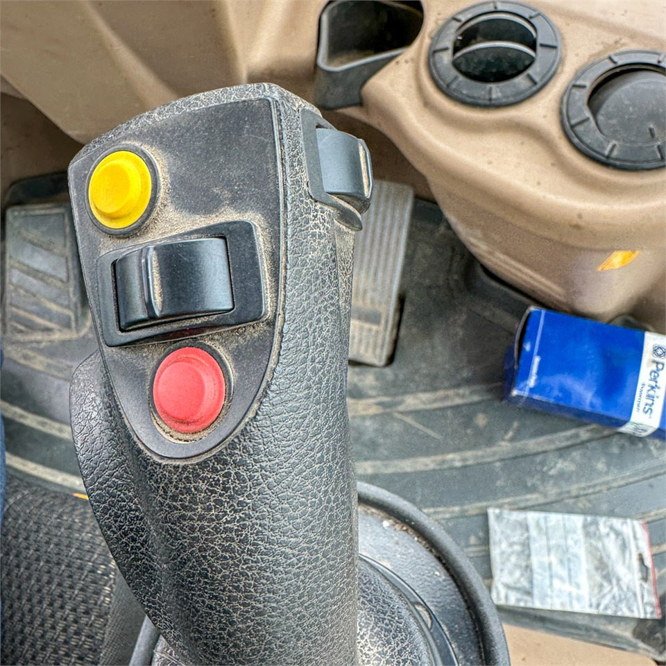 Экскаватор-погрузчик Hydrema 906 D: фото 17