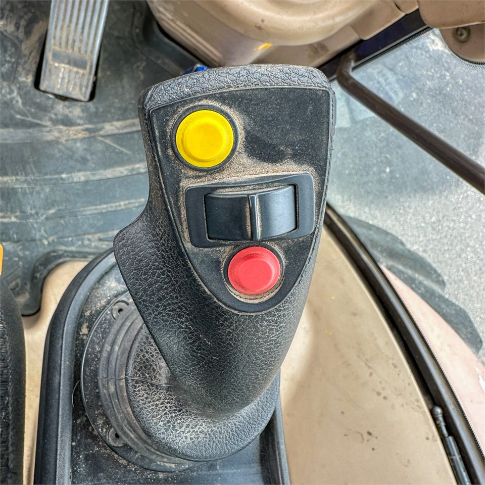 Экскаватор-погрузчик Hydrema 906 D: фото 16