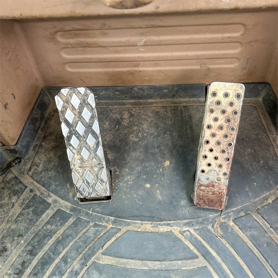 Экскаватор-погрузчик Hydrema 906 D: фото 30