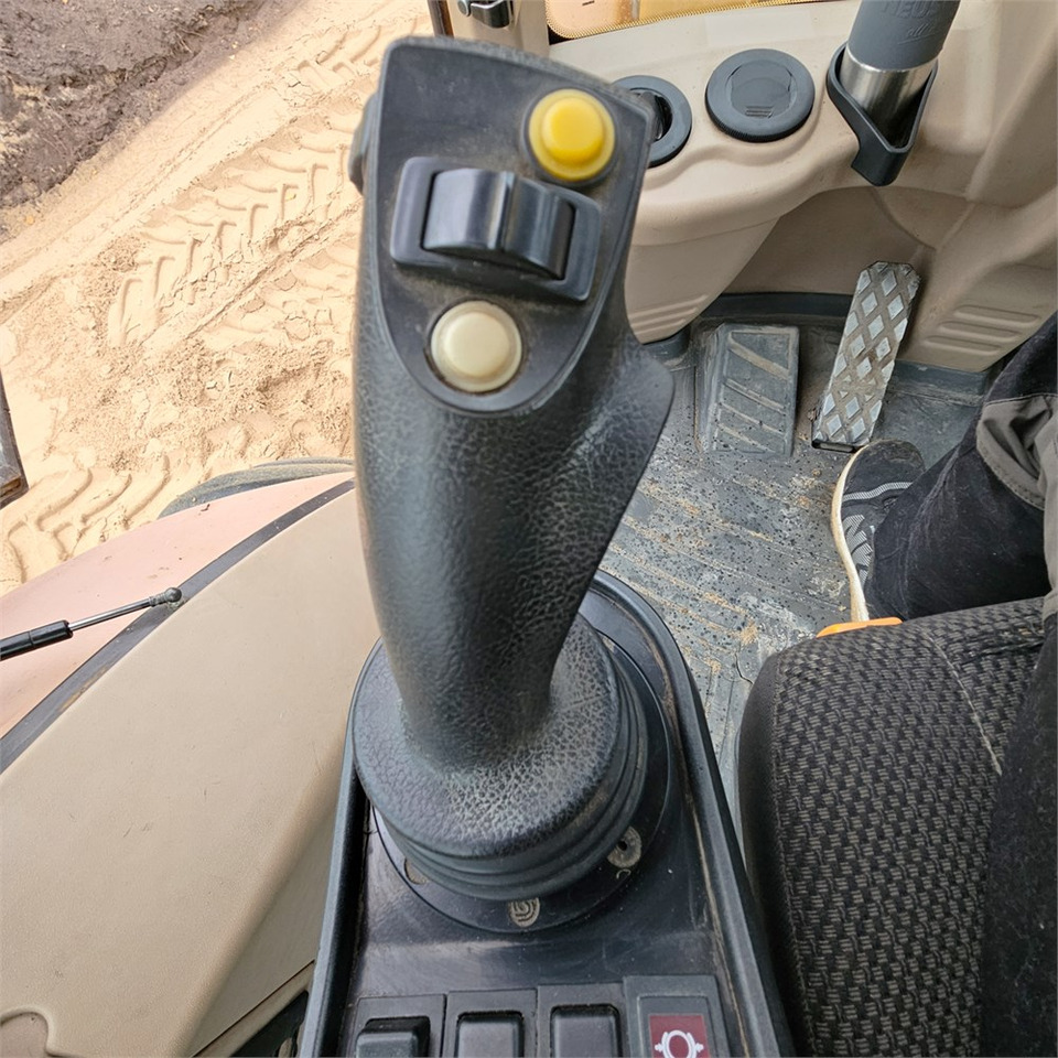 Экскаватор-погрузчик Hydrema 926 D: фото 15