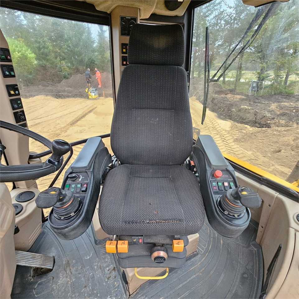 Экскаватор-погрузчик Hydrema 926 D: фото 12