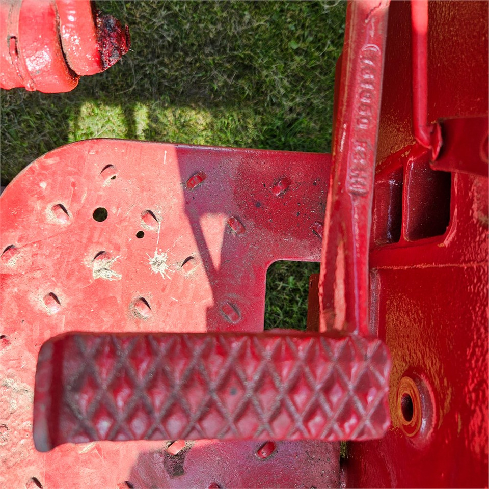 Трактор IH 444: фото 15