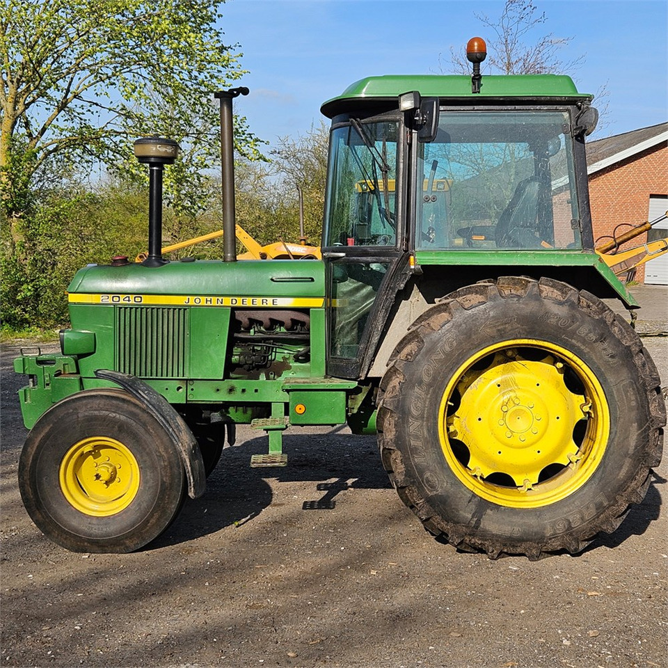 John Deere 2040 - Трактор: фото 3 John Deere 2040 - Трактор: фото 3