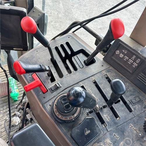 Трактор John Deere 6300: фото 12 Трактор John Deere 6300: фото 12