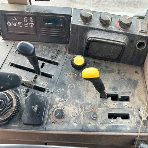 Трактор John Deere 6300: фото 13 Трактор John Deere 6300: фото 13