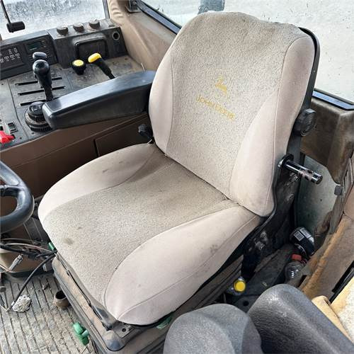 Трактор John Deere 6300: фото 11 Трактор John Deere 6300: фото 11