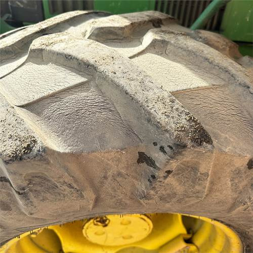 Трактор John Deere 6300: фото 37 Трактор John Deere 6300: фото 37