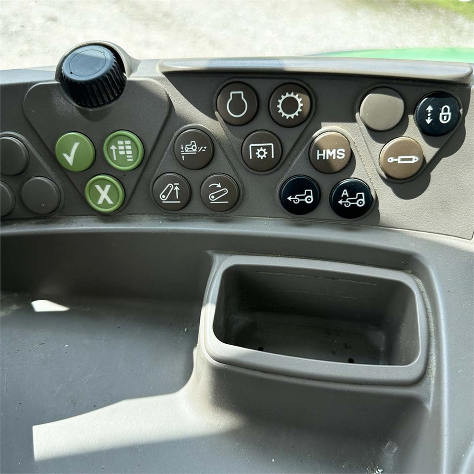Трактор John Deere 7530: фото 14