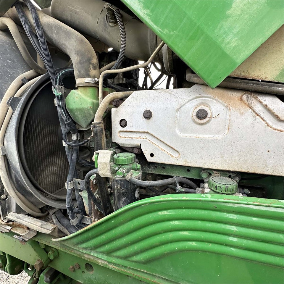 Трактор John Deere 7530: фото 25