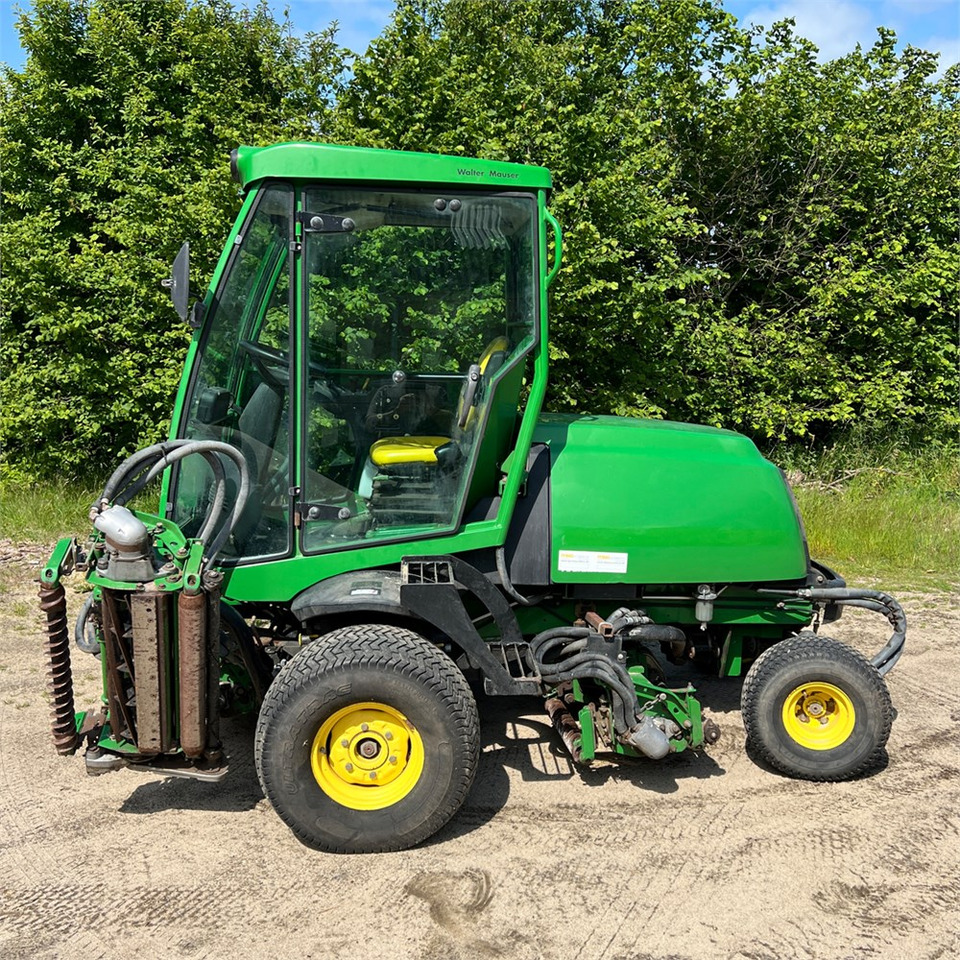 John Deere 8700 PC FM - Газонокосилка: фото 2 John Deere 8700 PC FM - Газонокосилка: фото 2