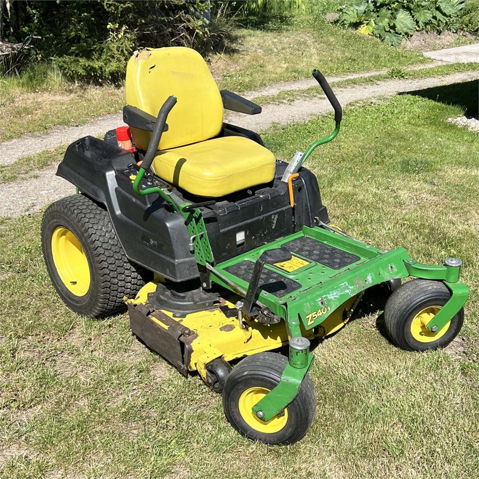 John Deere Z540 R - Газонокосилка: фото 1 John Deere Z540 R - Газонокосилка: фото 1