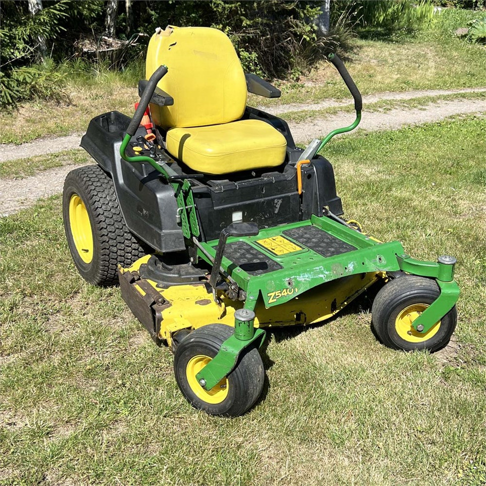 John Deere Z540 R - Газонокосилка: фото 3 John Deere Z540 R - Газонокосилка: фото 3